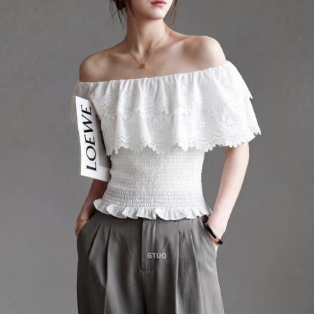 BY19704# 夏季新款白色一字肩镂空荷叶边短袖上衣女装修身收腰打揽小衫 服裝批發女裝批發服飾貨源