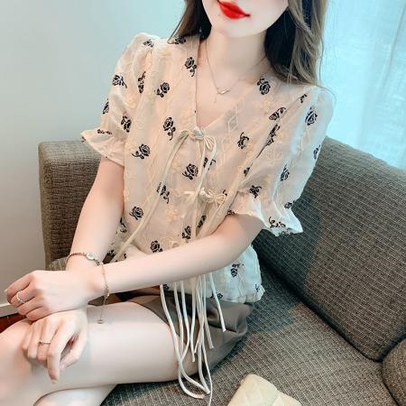 BY19879# 夏季新款蕾丝衫/雪纺衫韩版甜美中袖喇叭袖淑女套头 服裝批發女裝批發服飾貨源