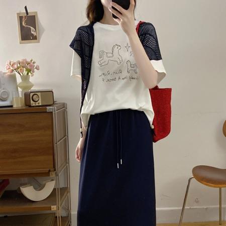 大码夏季韩系休闲宽松慵懒风小马印花短袖配披肩+半身裙套装 服裝批發女裝批發服飾貨源
