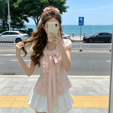 短袖甜美风木耳边蝴蝶结衬衫女收腰显瘦法式温柔风泡泡袖上衣夏季 服裝批發女裝批發服飾貨源