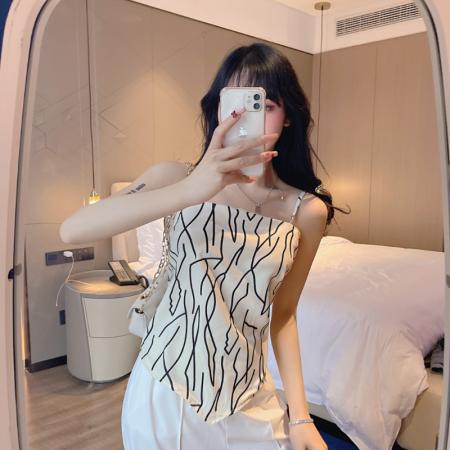 纯欲辣妹吊带背心女设计感绝美外穿肚兜修身美背内搭上衣 服裝批發女裝批發服飾貨源