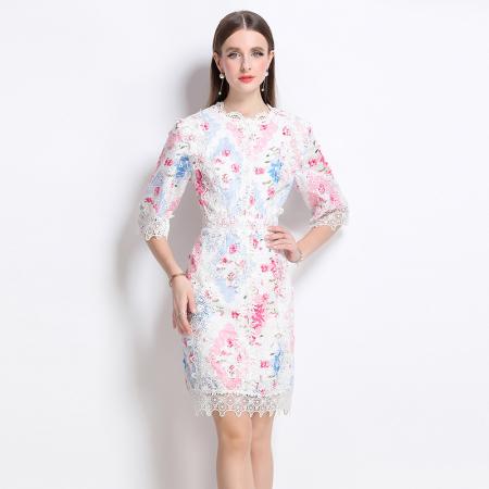 -夏季印花新品重工刺绣拼蕾丝A字连衣裙 服裝批發女裝批發服飾貨源