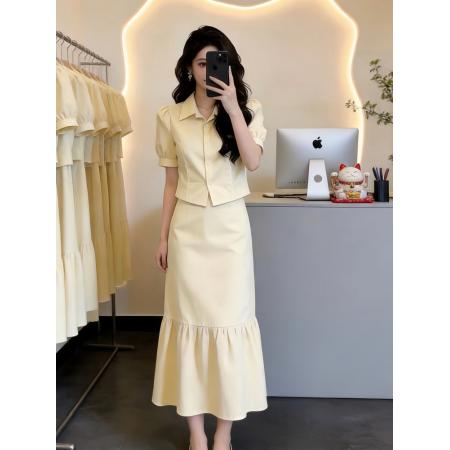 气质杏色上衣半身裙子两件套女夏季小个子高级感超好看一整套  服裝批發女裝批發服飾貨源