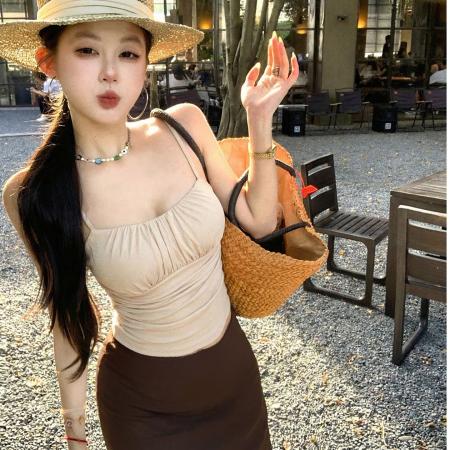 BY20469# 咖色褶皱性感露背吊带背心女夏季短款外穿辣妹风修身内搭  服裝批發女裝批發服飾貨源