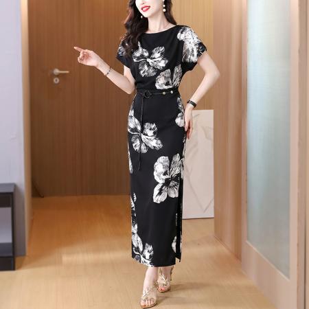 高级感设计师连衣裙黑白印花收腰系带一字领包臀长裙夏季  服裝批發女裝批發服飾貨源