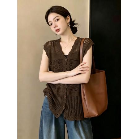 大码女装法式V领镂空显瘦针织衫无袖背心  服裝批發女裝批發服飾貨源