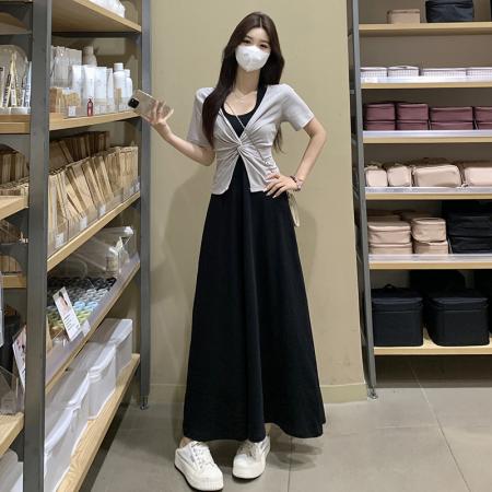 胖妹妹舒适天菜温与柔扭结设计感撞色气质纯欲挂脖连衣裙  服裝批發女裝批發服飾貨源