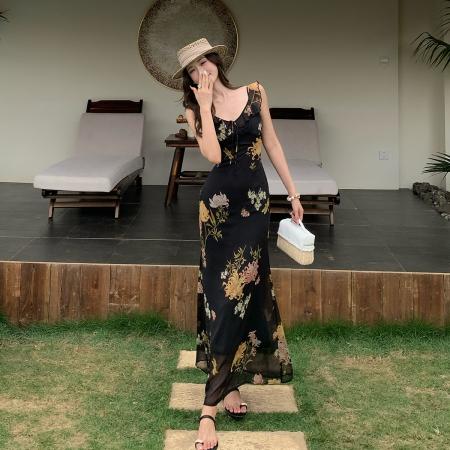 碎花黑色v领裙金盏绮梦法式复古印花吊带连衣裙女夏度假长裙  服裝批發女裝批發服飾貨源