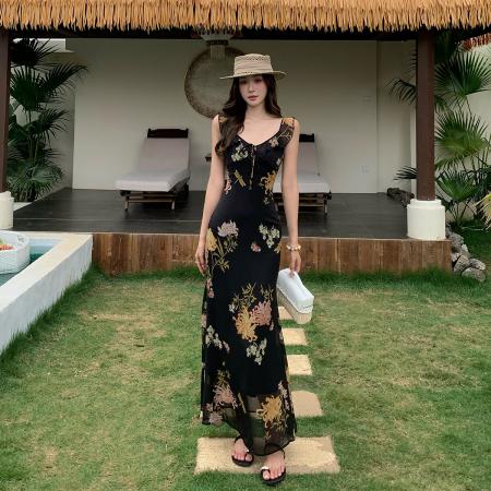 碎花黑色v领裙金盏绮梦法式复古印花吊带连衣裙女夏度假长裙  服裝批發女裝批發服飾貨源