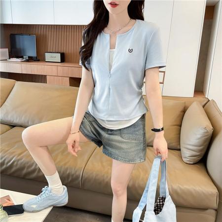 BY20634# 韩版假两件短袖t恤女新款刺绣拼接插色上衣 服裝批發女裝批發服飾貨源
