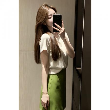 BY20670# 夏天穿搭一整套新款白色短袖T恤女夏季绿色a字半身裙两件套装 服裝批發女裝批發服飾貨源