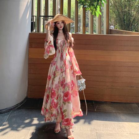 BY20687# 月光花玫瑰方领碎花长袖连衣裙女新款法式度假长裙子 服裝批發女裝批發服飾貨源