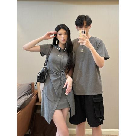 BY20707# 情侣装夏季法式度假沙滩连衣裙一衣一裙 服裝批發女裝批發服飾貨源