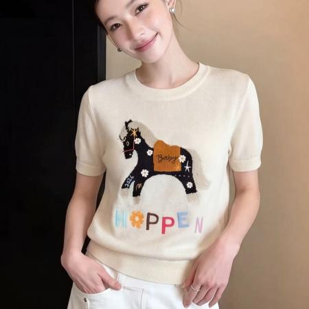 BY20857# 短袖t恤漂亮夏季正肩小上衣独特巨好看绝美的设计感气质女士  服裝批發女裝批發服飾貨源