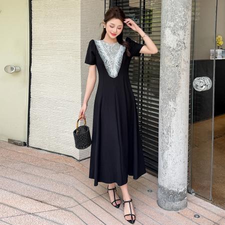 BY20888# 大码赫本风钉珠重工拼接花边大摆显瘦连衣裙  服裝批發女裝批發服飾貨源