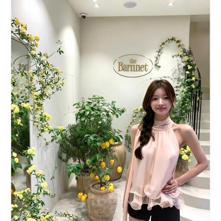BY20923# 夏季立领挂脖钉珠无袖衬衫背心女高奢小衫上衣  服裝批發女裝批發服飾貨源