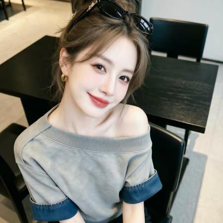 BY20943# 灰色斜领拼接牛仔显瘦短袖T恤女夏季美式巨好看小众穿搭上衣  服裝批發女裝批發服飾貨源