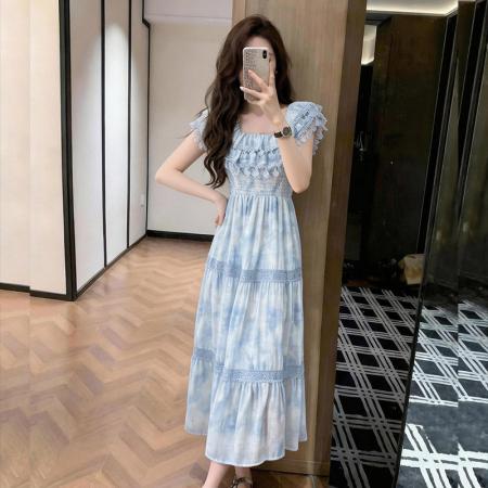 BY21100# 法式复古蓝色碎花连衣裙女夏季新款独特漂亮绝美高级感度假风长裙 服裝批發女裝批發服飾貨源