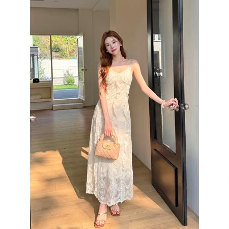 BY21105# 夏季新款女装法式优雅蕾丝刺绣裙子纯色吊带镂空连衣裙女 服裝批發女裝批發服飾貨源