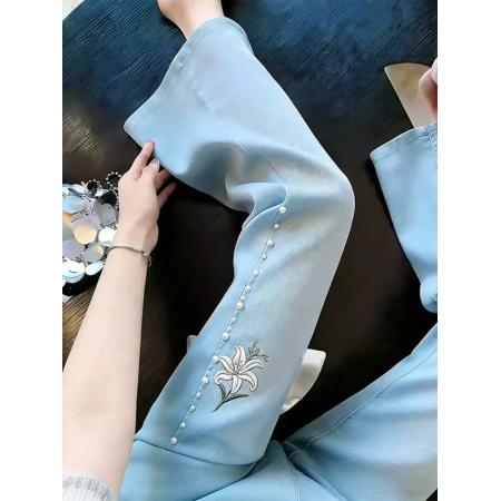 BY21131# 蓝色重工钉珠刺绣牛仔裤女夏季新款显瘦时尚微喇裤百搭休闲裤 服裝批發女裝批發服飾貨源