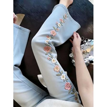 BY21132# 浅蓝色刺绣花朵牛仔裤女夏季新款高腰高级感显瘦百搭九分裤子 服裝批發女裝批發服飾貨源