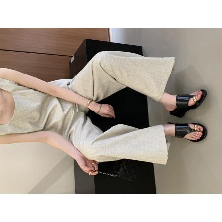 X-33264# 法式夹趾人字拖鞋夏季外穿坡跟休闲金属套趾凉拖鞋35-40 女鞋批发鞋子货源