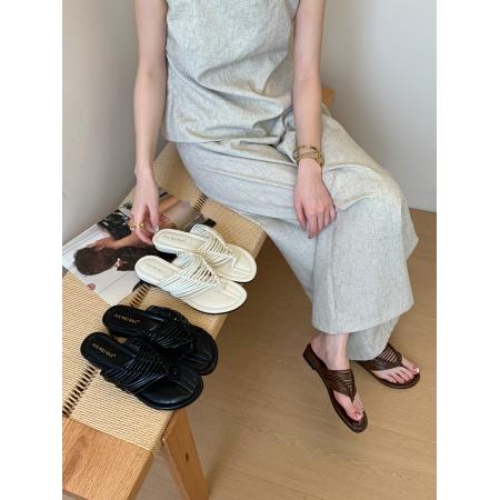 X-33309# 新款韩版百搭粗跟拖鞋。 女鞋批发鞋子货源