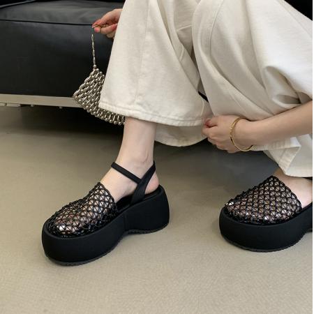 X-33342# 追品厚底渔网编织镂空新款松糕一字带包头凉鞋 女鞋批发鞋子货源