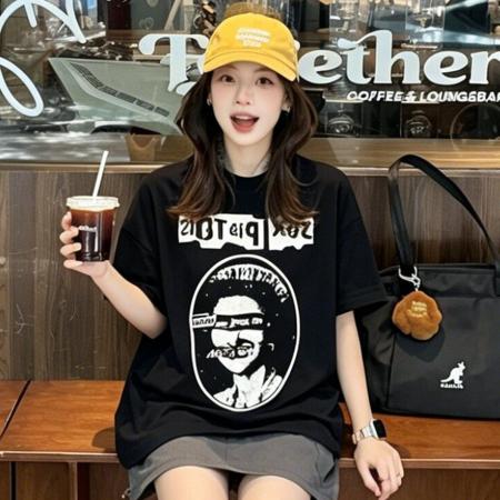 BY21335# 美式复古人物字母印花黑色短袖T恤女夏季宽松潮牌百搭半袖上衣 服裝批發女裝批發服飾貨源