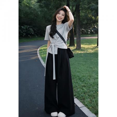 BY21387# 初夏独特绝美灰色上衣两件套装女夏季新款超火一整套ootd穿搭 服裝批發女裝批發服飾貨源