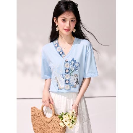 BY21409# 短袖v领t恤女夏季新款蓝色设计感宽松漂亮上衣夏风逐花 服裝批發女裝批發服飾貨源