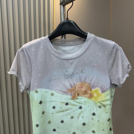 BY21473# 大码胖韩系圆领烫钻木耳边假两件短袖T恤女夏季显瘦设计上衣 服裝批發女裝批發服飾貨源
