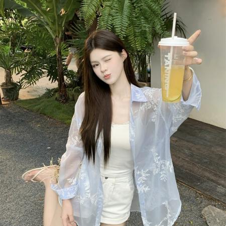 BY21524# 夏季新款白色刺绣提花防晒衬衫女薄款宽松百搭上衣  服裝批發女裝批發服飾貨源