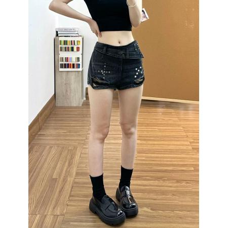 BY21586# 美式短裤女夏季新款复古黑色铆钉牛仔高级感低腰翻折热裤子潮  服裝批發女裝批發服飾貨源