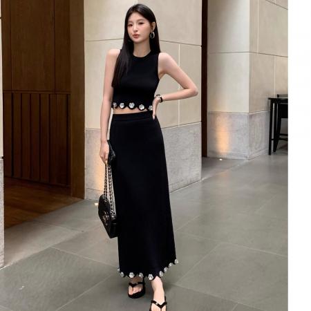 BY21636# 亮片小花两件套无袖针织吊带背心上衣女包臀半身裙套装  服裝批發女裝批發服飾貨源