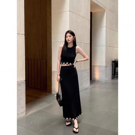 BY21636# 亮片小花两件套无袖针织吊带背心上衣女包臀半身裙套装  服裝批發女裝批發服飾貨源