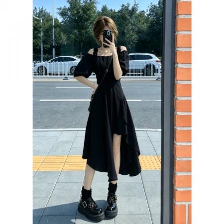 BY21658# 赫本风法式黑色一字肩连衣裙子女新款夏季独特漂亮不规则长裙  服裝批發女裝批發服飾貨源