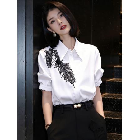 法式白色短袖衬衫女夏季新款时尚洋气宽松显瘦设计感印花上衣  服裝批發女裝批發服飾貨源