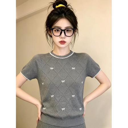 BY21812# 时髦减龄穿搭菱格蝴蝶结短袖针织女夏季宽松显瘦通勤上衣 服裝批發女裝批發服飾貨源