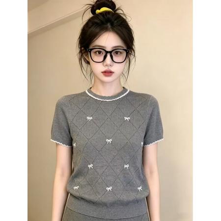 BY21812# 时髦减龄穿搭菱格蝴蝶结短袖针织女夏季宽松显瘦通勤上衣 服裝批發女裝批發服飾貨源