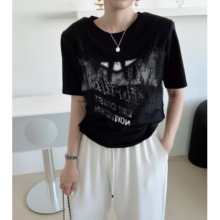 BY21955# 韩国东大门蕾丝拼接字母印花短袖T恤女 服裝批發女裝批發服飾貨源