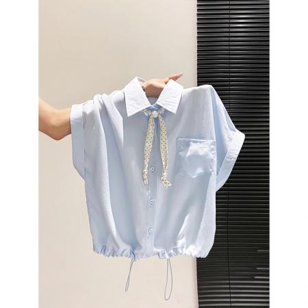 BY21956# 白色polo领短袖衬衫女夏季新款波点丝带短款抽绳收腰宽松显瘦上衣 服裝批發女裝批發服飾貨源