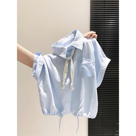 BY21956# 白色polo领短袖衬衫女夏季新款波点丝带短款抽绳收腰宽松显瘦上衣 服裝批發女裝批發服飾貨源
