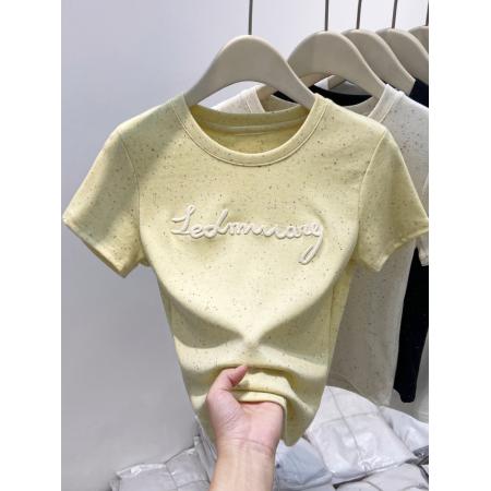 BY21961# 设计感彩点正肩短袖t恤女夏季新款修身显瘦字母刺绣短款上衣 服裝批發女裝批發服飾貨源