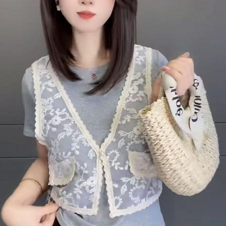 BY22133# 夏新款蕾丝拼接假两件女时尚洋气设计感百搭上衣宽松显瘦短袖 服裝批發女裝批發服飾貨源