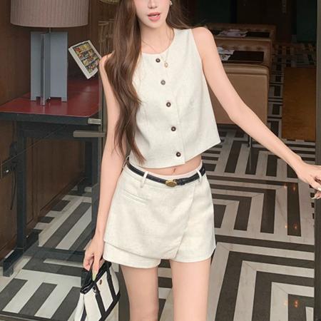 BY22173# 夏季新款时尚设计感纽扣背心马甲假两件短裤女两件套 服裝批發女裝批發服飾貨源