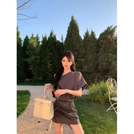 BY22188# 灰色连衣裙女夏季短袖露锁骨性感短款约会包臀显瘦短裙 服裝批發女裝批發服飾貨源