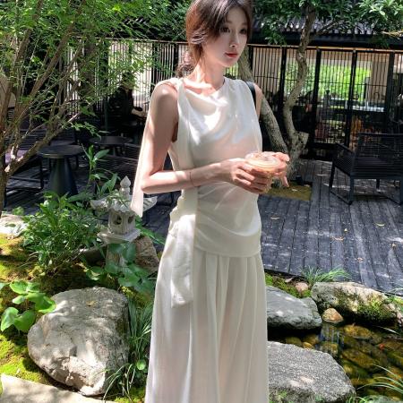 BY22392# 新款夏日一整套ootd松弛感女神范白色无袖上衣裤子两件套装女 服裝批發女裝批發服飾貨源