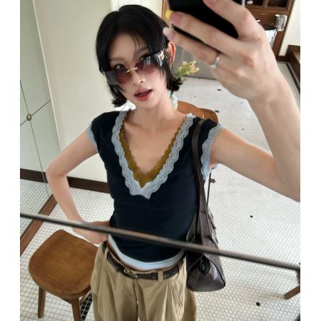 BY22603# 新款韩版设计感蕾丝拼接V领T恤女夏装修身显瘦假两件上衣 服裝批發女裝批發服飾貨源