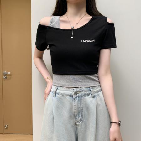 BY22677# 假两件露肩短袖T恤女设计感小众短款高腰露脐修身上衣  服裝批發女裝批發服飾貨源